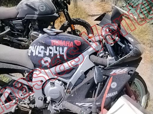 YAMAHA R6S 2001, foto 12 de 19