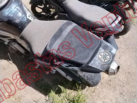 YAMAHA R6S 2001, foto 16 de 19
