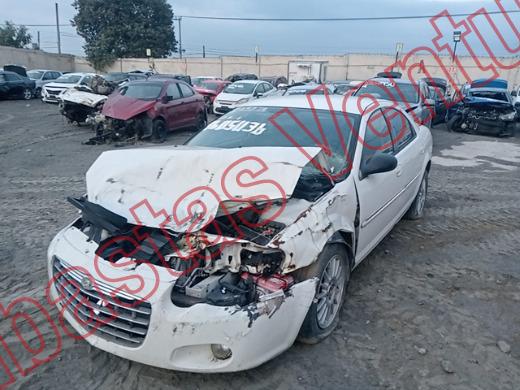 CHRYSLER CIRRUS 2005, foto 1 de 19