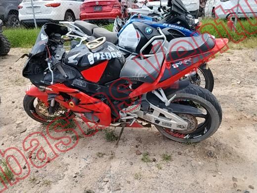 HONDA CBR 2003, foto 8 de 19