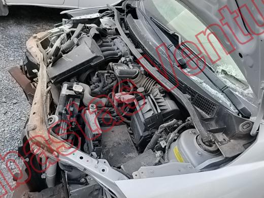 NISSAN TIIDA 2018, foto 9 de 19