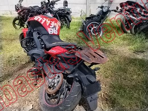 BAJAJ DOMINAR 2021, foto 7 de 19