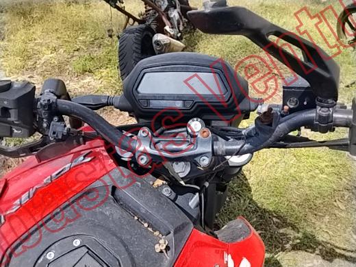 BAJAJ DOMINAR 2021, foto 14 de 19