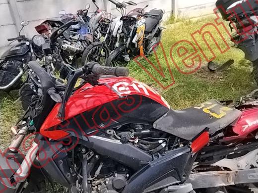 BAJAJ DOMINAR 2021, foto 17 de 19
