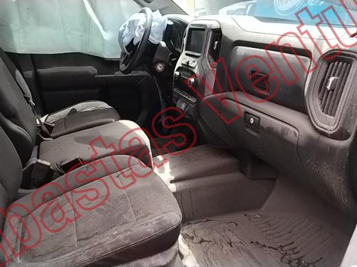 CHEVROLET SILVERADO 2020, foto 12 de 19