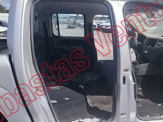 VOLKSWAGEN AMAROK 2019, foto 13 de 19