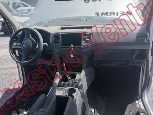 VOLKSWAGEN AMAROK 2019, foto 14 de 19