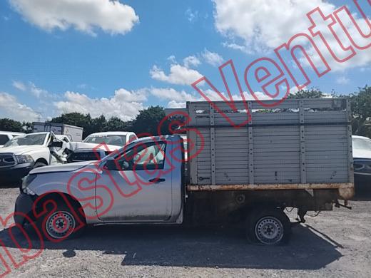 NISSAN FRONTIER 2018, foto 8 de 19