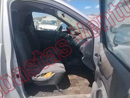 NISSAN FRONTIER 2018, foto 13 de 19