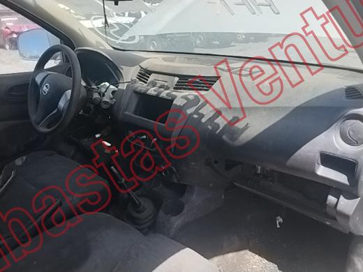 NISSAN FRONTIER 2018, foto 14 de 19