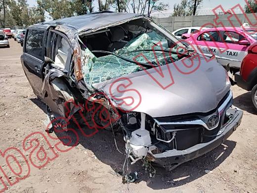 TOYOTA SIENNA 2020, foto 3 de 19