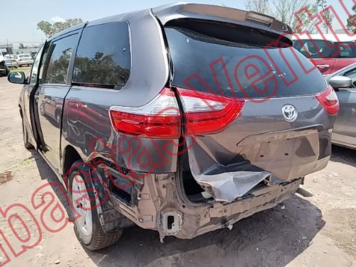 TOYOTA SIENNA 2020, foto 7 de 19