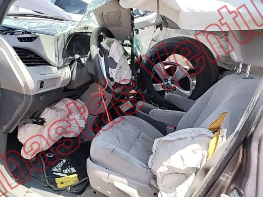 TOYOTA SIENNA 2020, foto 17 de 19
