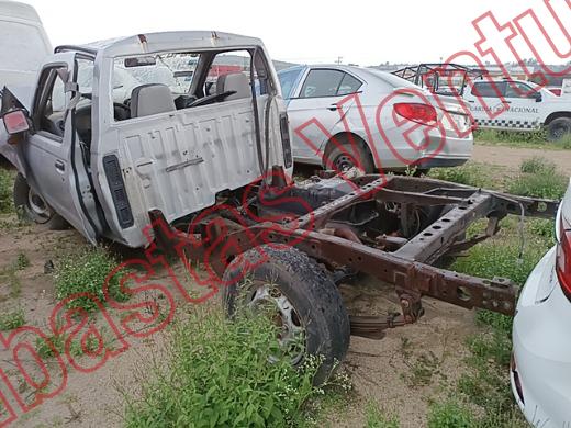 NISSAN NP300 2011, foto 7 de 19