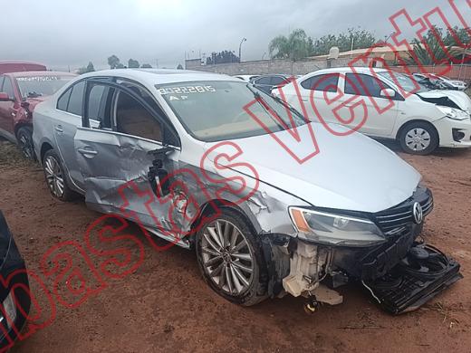 VOLKSWAGEN JETTA 2013, foto 4 de 19
