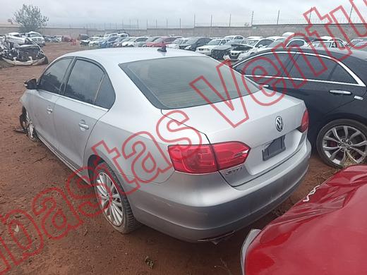 VOLKSWAGEN JETTA 2013, foto 7 de 19