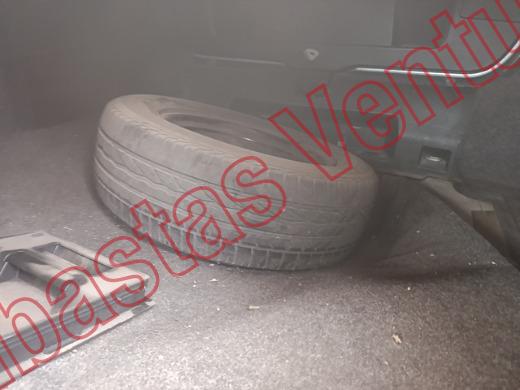 VOLKSWAGEN JETTA 2013, foto 15 de 19