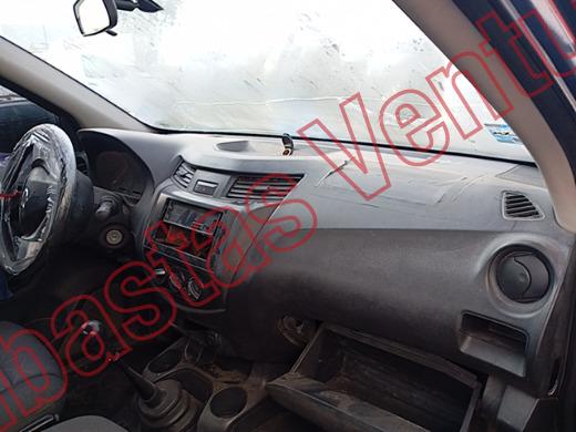 NISSAN NP 300 2017, foto 14 de 19