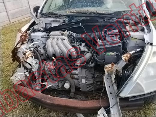 NISSAN TIIDA 2016, foto 10 de 19