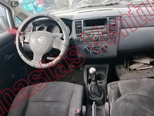 NISSAN TIIDA 2016, foto 14 de 19