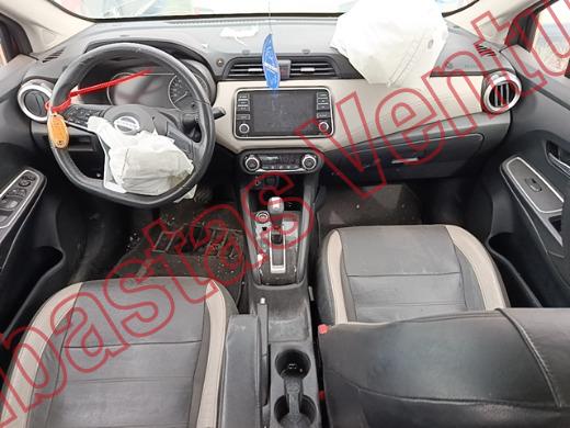 NISSAN VERSA 2020, foto 14 de 19