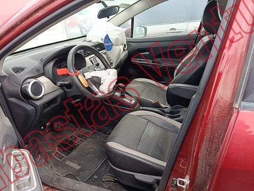 NISSAN VERSA 2020, foto 17 de 19