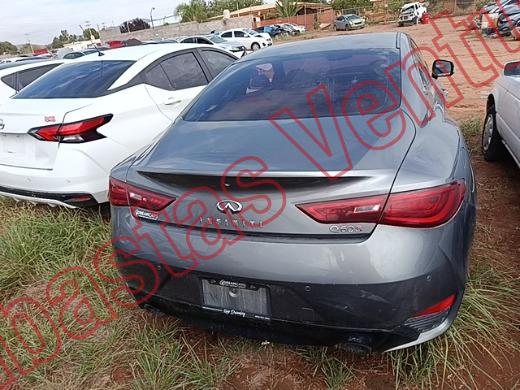 INFINITI Q60 2017, foto 6 de 19
