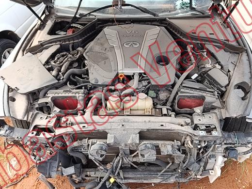 INFINITI Q60 2017, foto 10 de 19