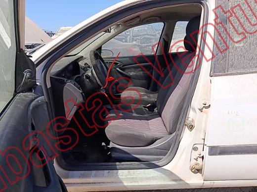 FORD FOCUS 2005, foto 17 de 19