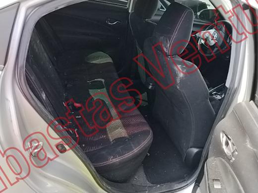 TOYOTA YARIS 2019, foto 13 de 19