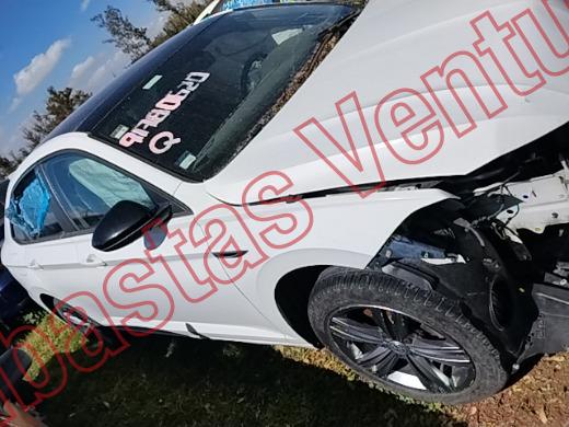 VOLKSWAGEN JETTA 2019, foto 4 de 19