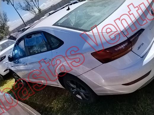 VOLKSWAGEN JETTA 2019, foto 8 de 19