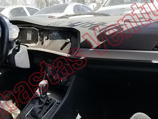 VOLKSWAGEN JETTA 2019, foto 14 de 19