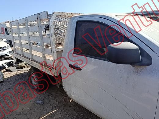NISSAN NP 300 2019, foto 13 de 19