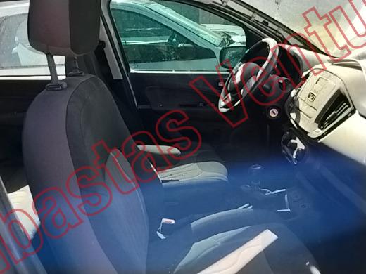 FIAT UNO 2018, foto 12 de 19