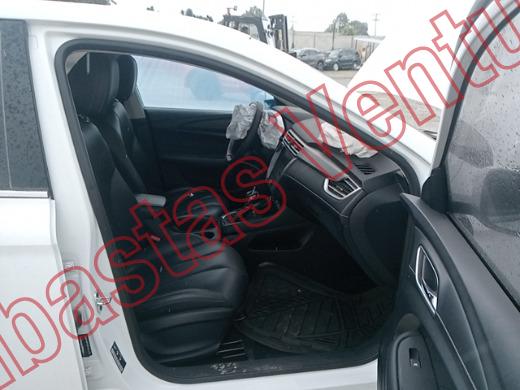 MG MG5 2023, foto 12 de 19