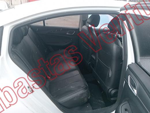MG MG5 2023, foto 13 de 19