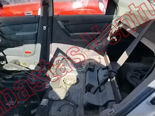 CHEVROLET AVEO 2015, foto 16 de 19