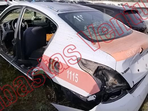 NISSAN VERSA 2019, foto 7 de 19