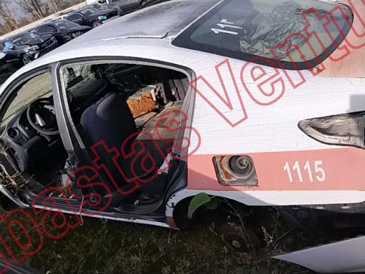 NISSAN VERSA 2019, foto 8 de 19