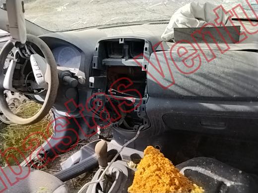 NISSAN VERSA 2019, foto 14 de 19