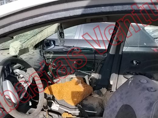 NISSAN VERSA 2019, foto 17 de 19