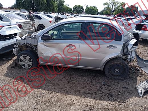 CHEVROLET AVEO 2014, foto 8 de 19