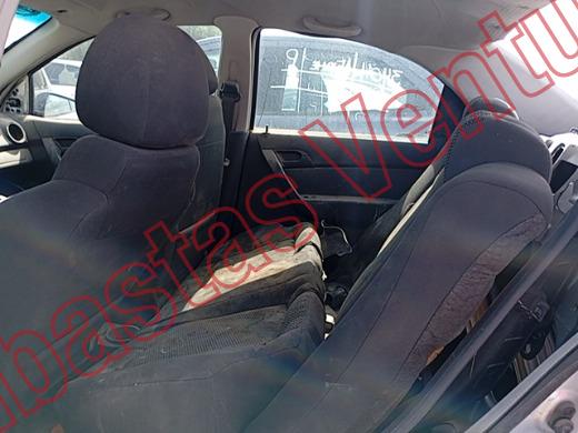 CHEVROLET AVEO 2014, foto 16 de 19