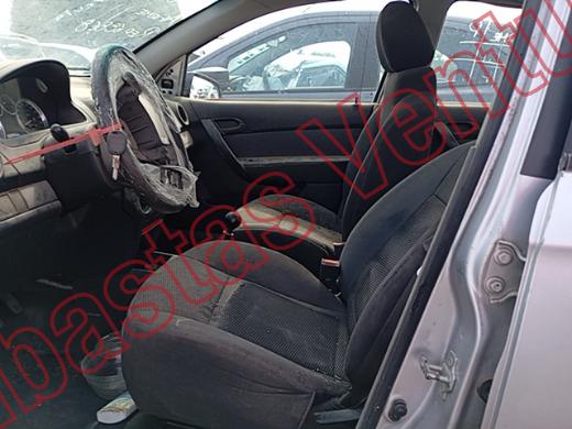 CHEVROLET AVEO 2014, foto 17 de 19