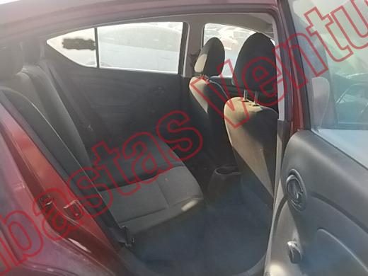 NISSAN VERSA 2020, foto 13 de 19