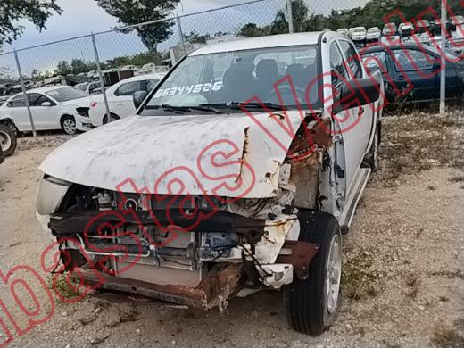MITSUBISHI L200 2015, foto 2 de 19