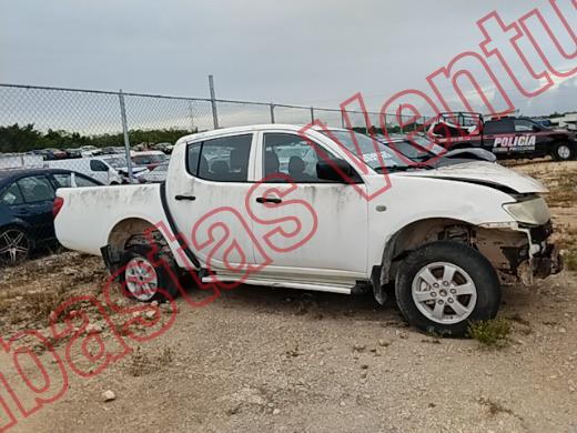 MITSUBISHI L200 2015, foto 4 de 19