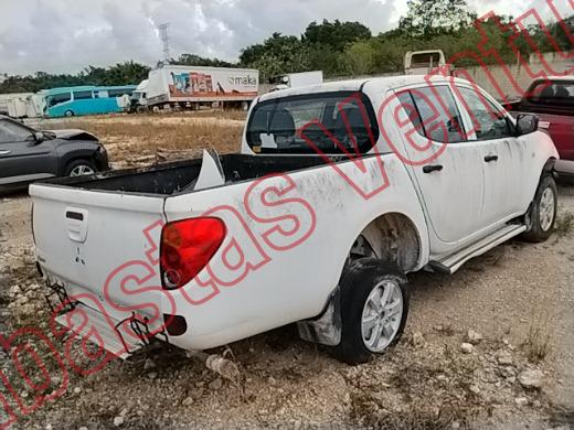 MITSUBISHI L200 2015, foto 5 de 19