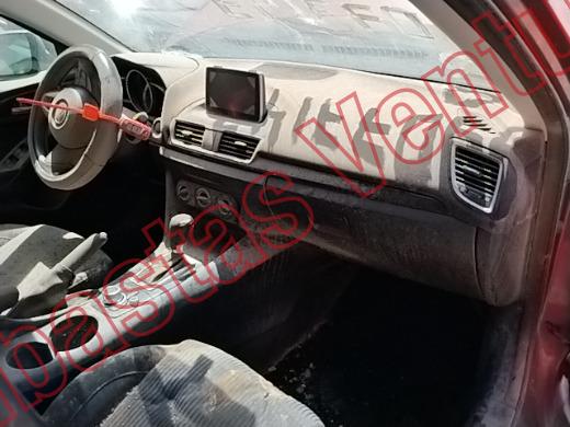 MAZDA MAZDA 3 2016, foto 14 de 19